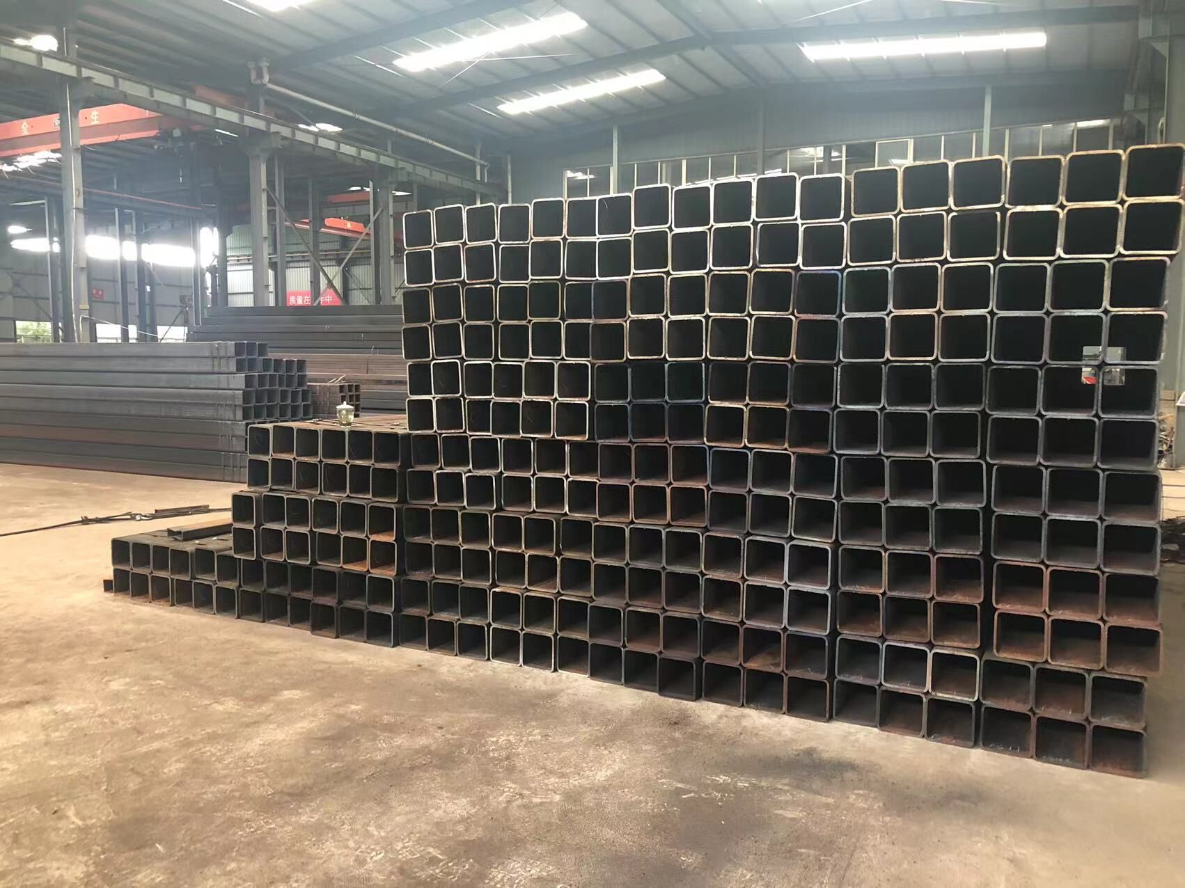 SQUARE AND RECTANGULAR STEEL PIPE