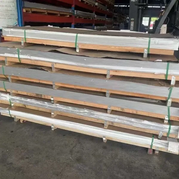 200-900 Series Stainless Steel Clad Plate Sheet 0.3-80mm Factory Direct