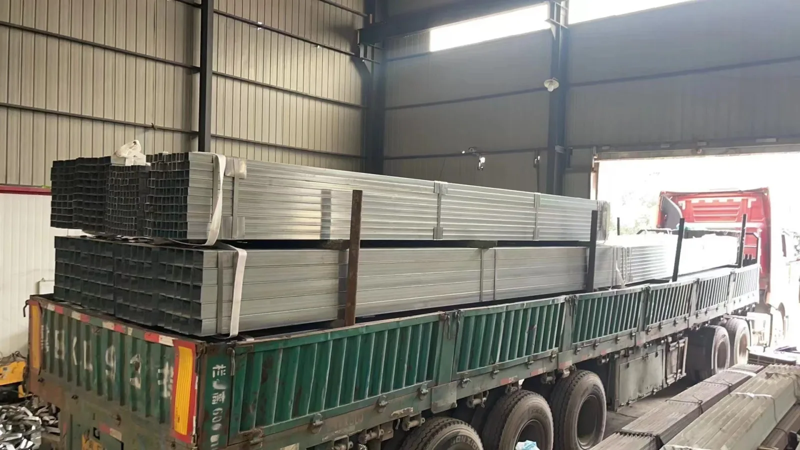 A500 Galvanized Square Steel Tube 21.3-660mm CE Certified Supplier - Image 5