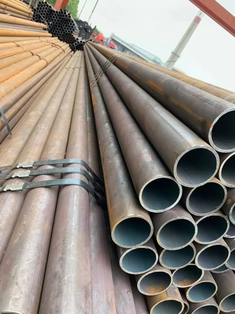 ASTM A106 20# 45# Seamless Steel Pipe OD 10-609mm WT 59.54mm Factory