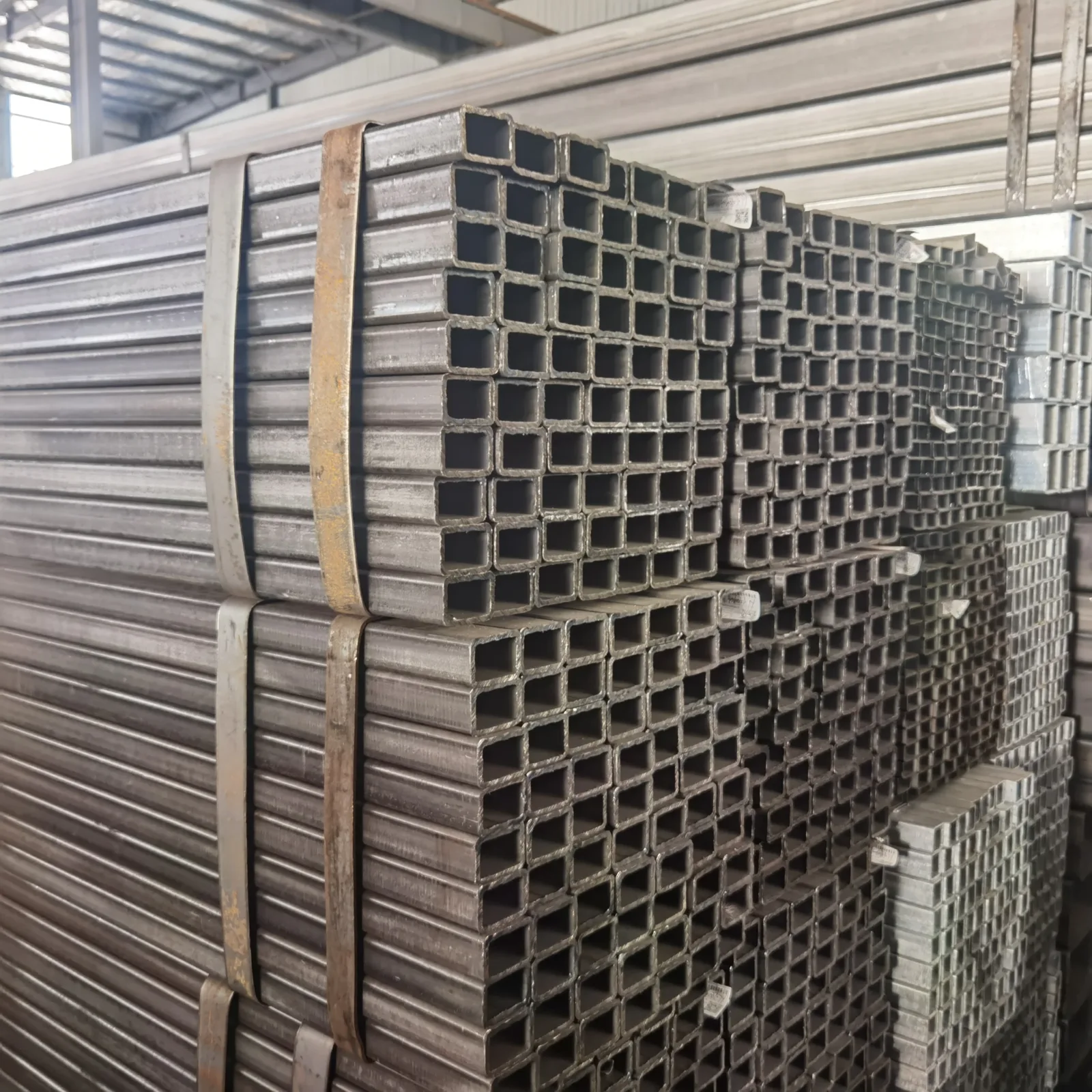 ASTM A500 Gr.B Seamless Square Rectangular Hollow Section Supplier - Image 3