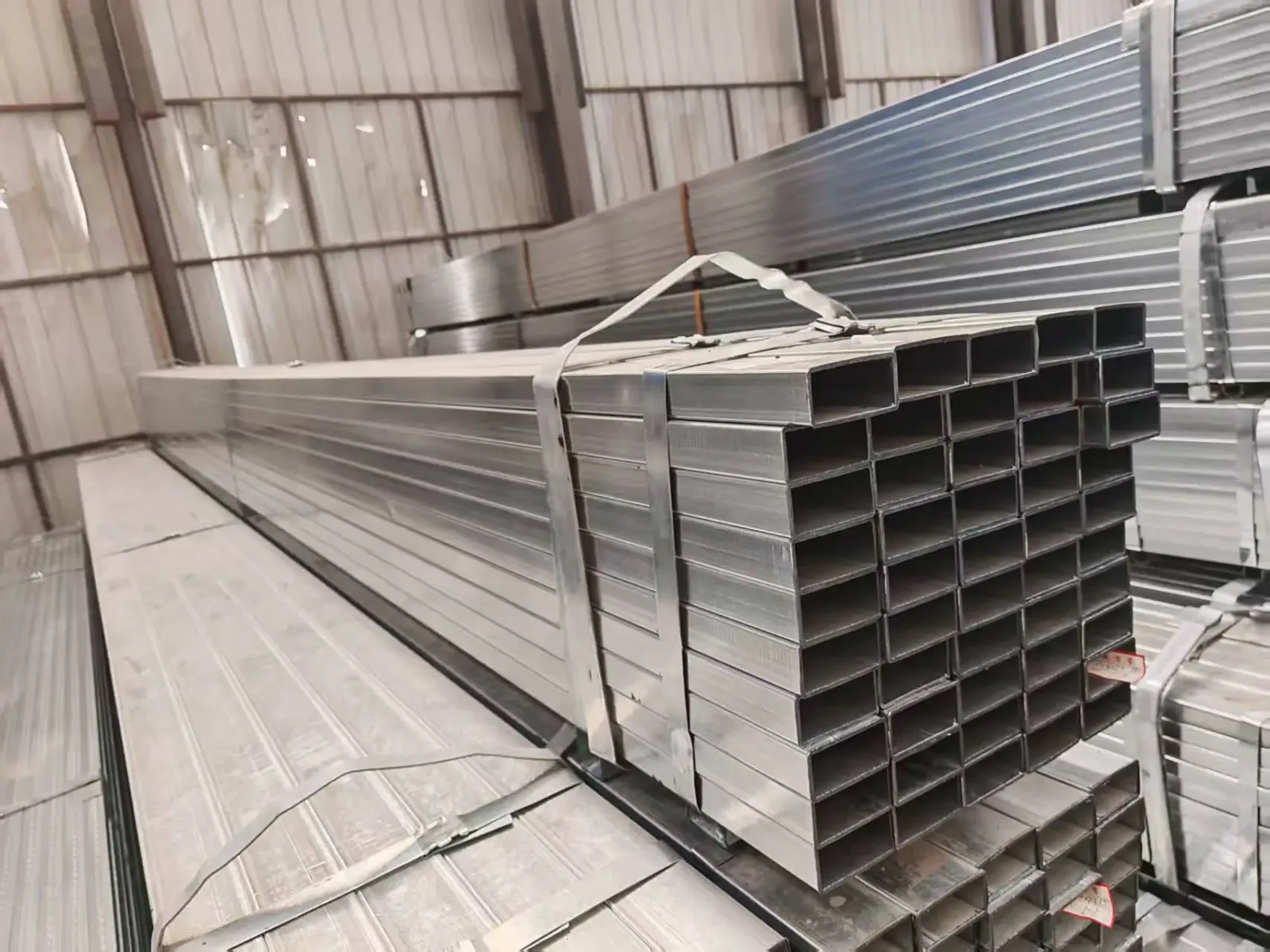 Dx51d G550 Galvanized Steel Pipe ASTM 1.0-5.0mm Zero Spangle Factory Direct - Image 4