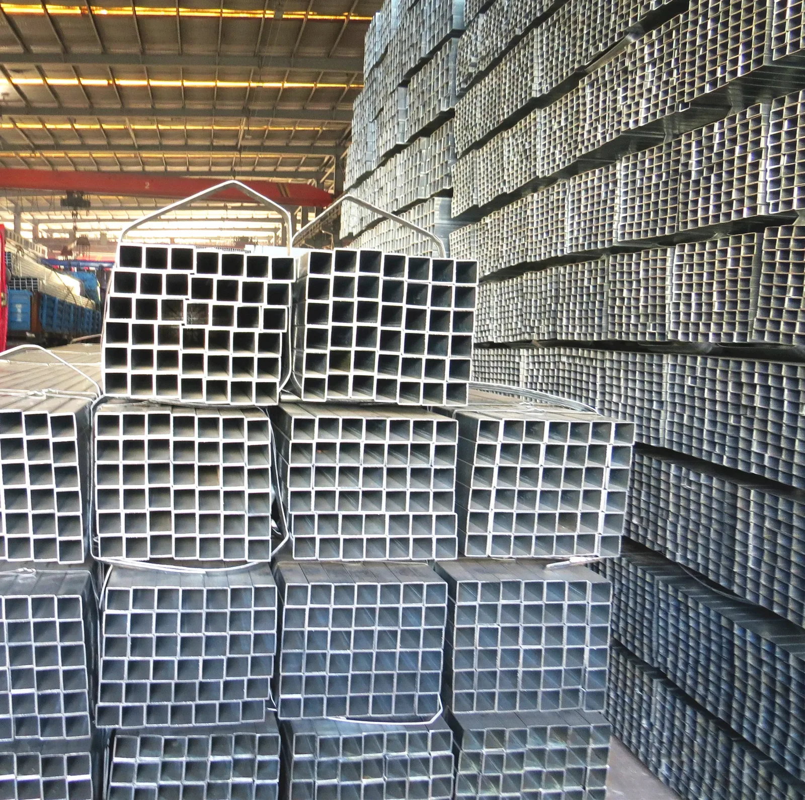 Q195 Q235 Galvanized Square Rectangular Steel Tube 0.6-28mm Manufacturer - Image 2