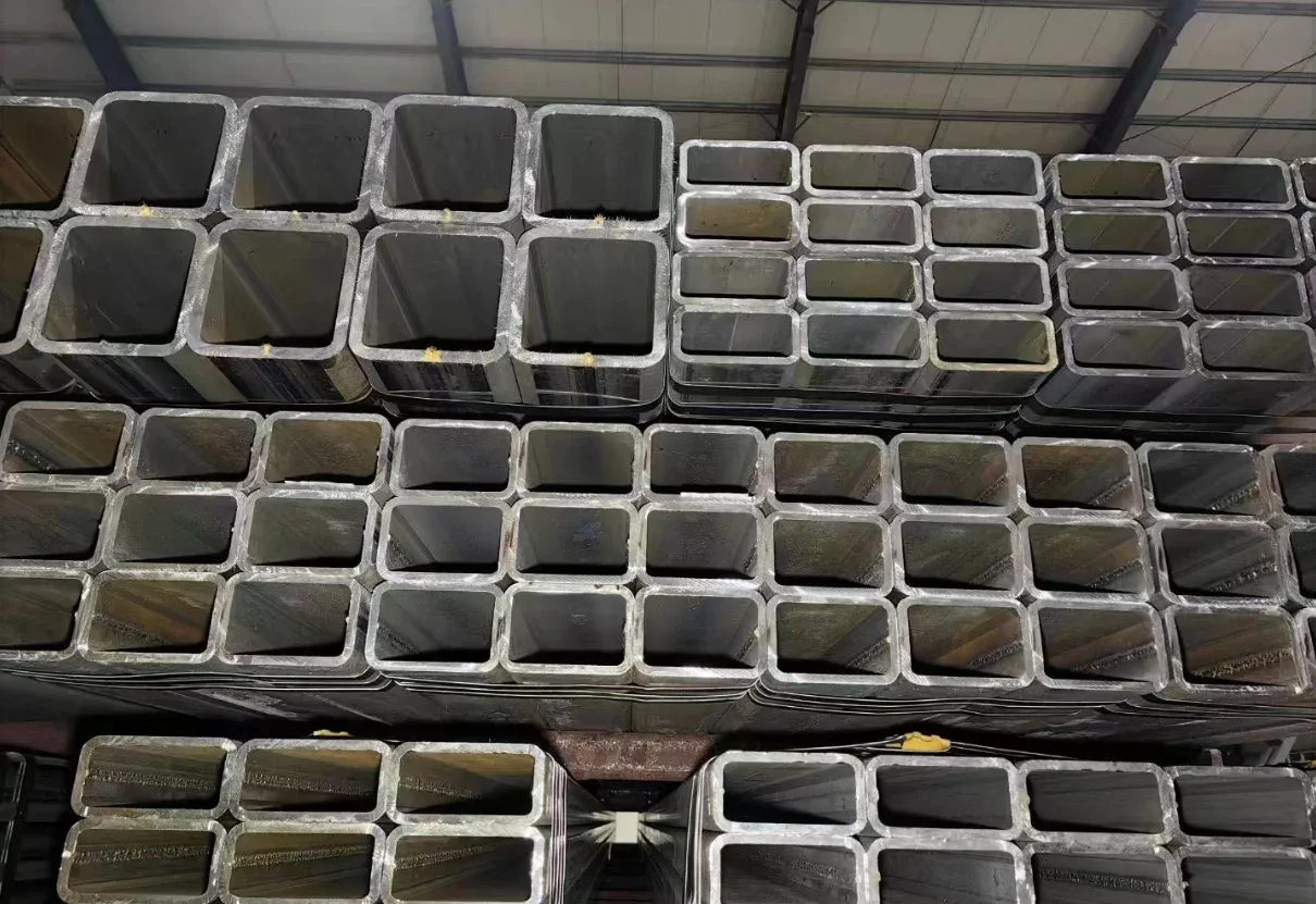 Q195-Q345 Seamless Square Carbon Steel Tube 50-100mm Factory Direct - Image 3