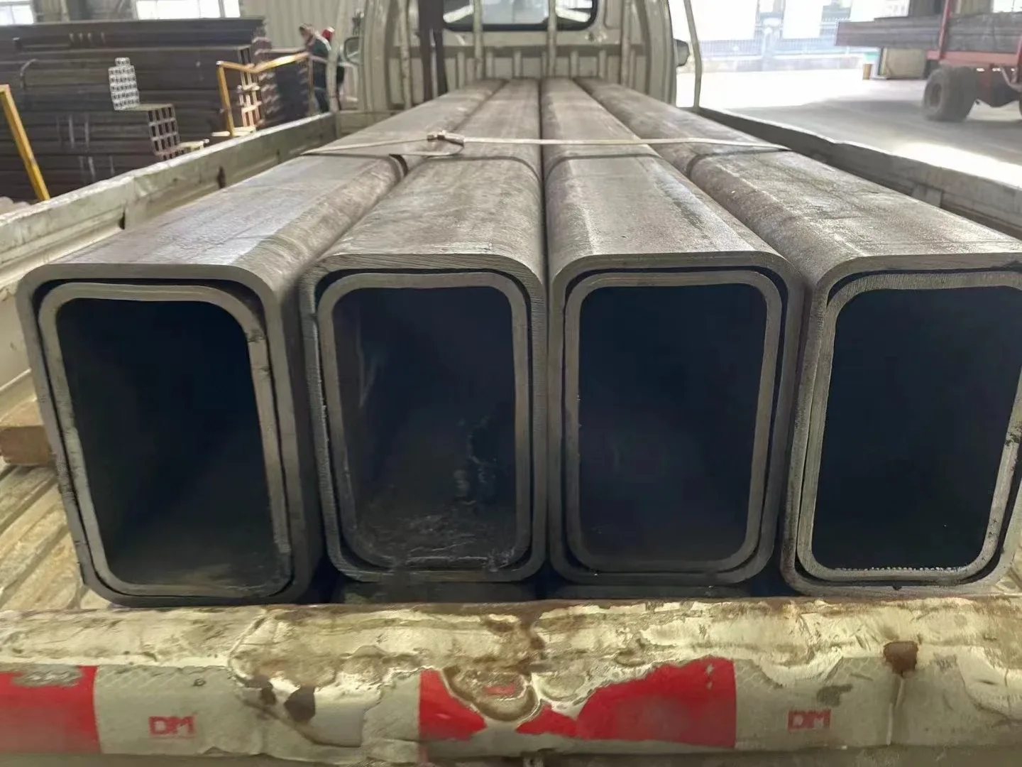 Q195-Q345 Seamless Square Steel Tube JIS G3466 Custom Sizes Factory Direct Supplier - Image 6