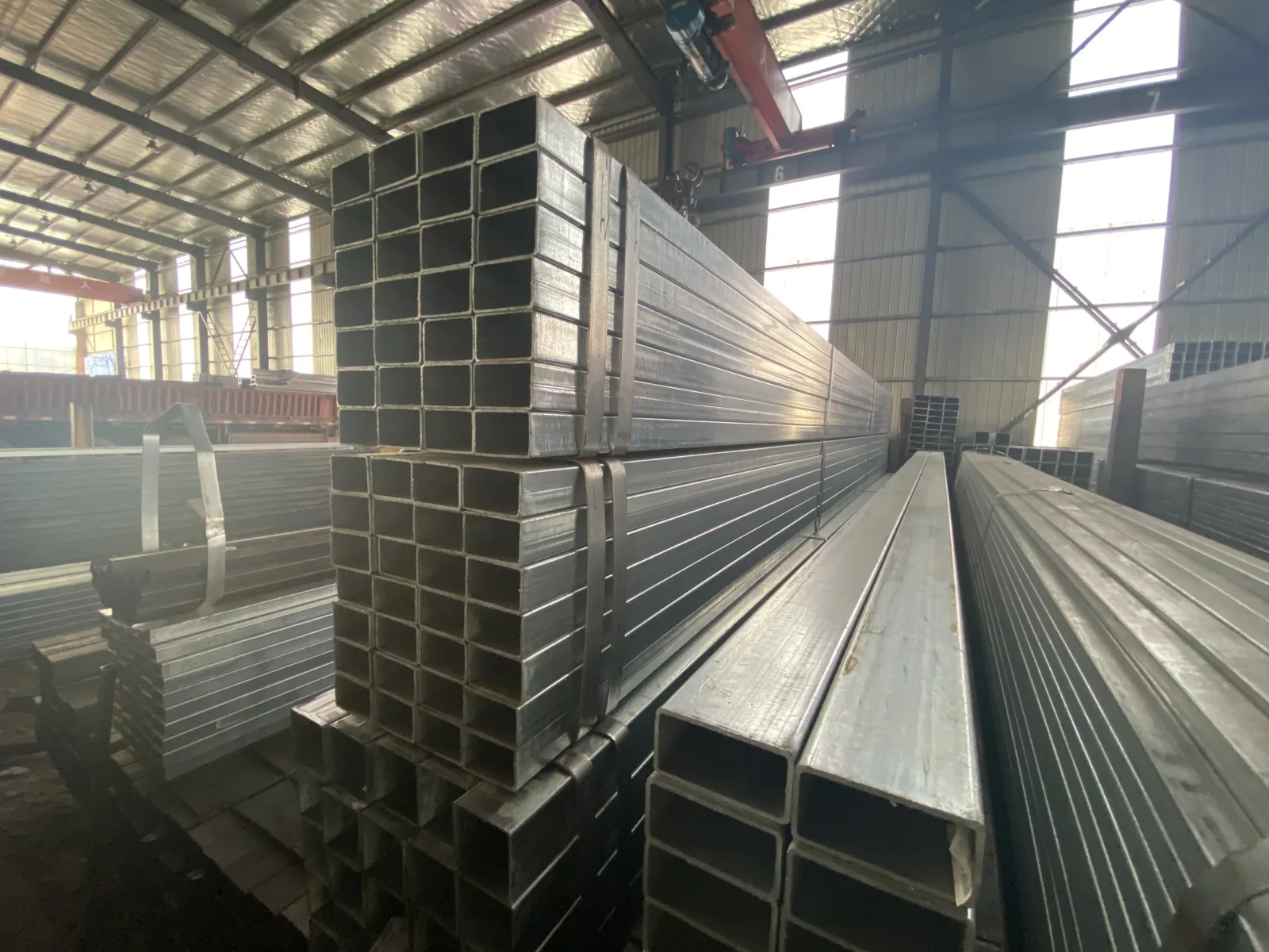 Q235 Black Rectangular Steel Tube 20x40-300x500mm EN10219 Factory Direct Supplier - Image 4