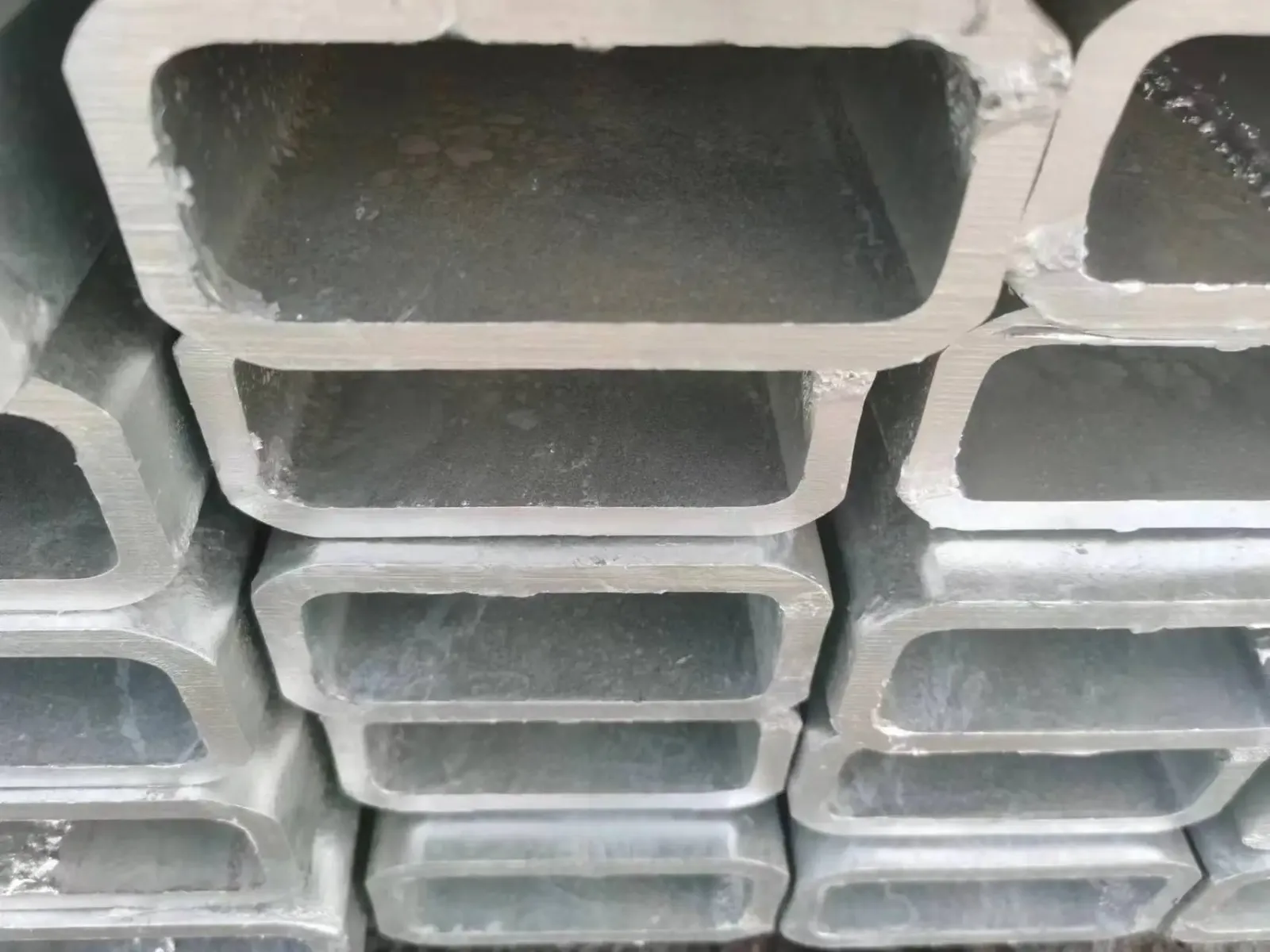 Q235 Q345 Carbon Steel Square Rectangular Hollow Section Supplier - Image 5