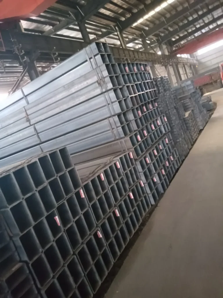 Q235 Q345 Galvanized Rectangular Steel Tube 0.5-200mm Wall Thickness Manufacturer
