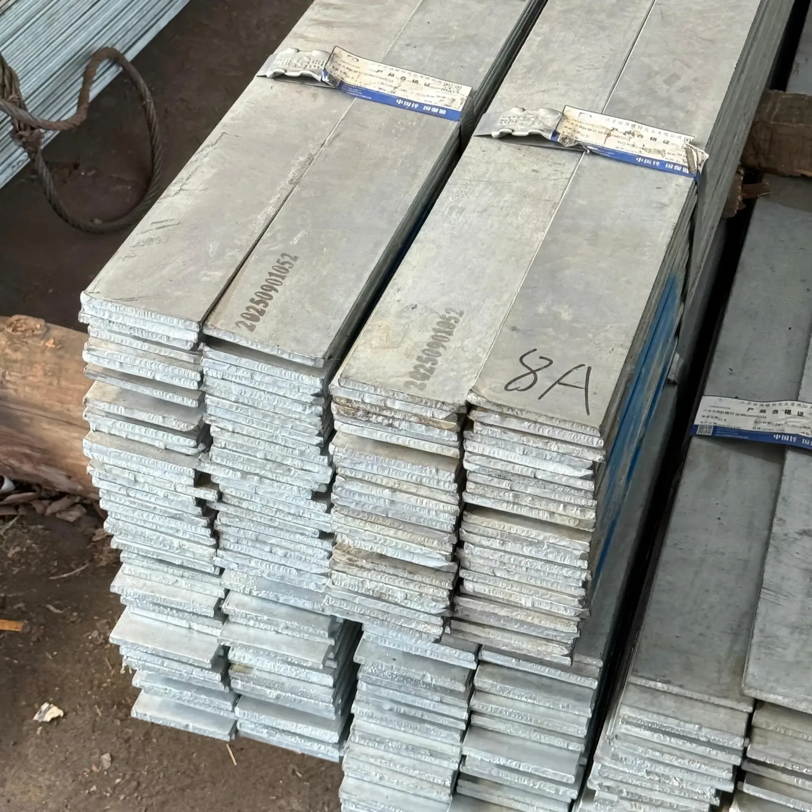 Q235B Q355B Hot Dip Galvanized Flat Steel Bar Custom Sizes Factory Supplier - Image 3