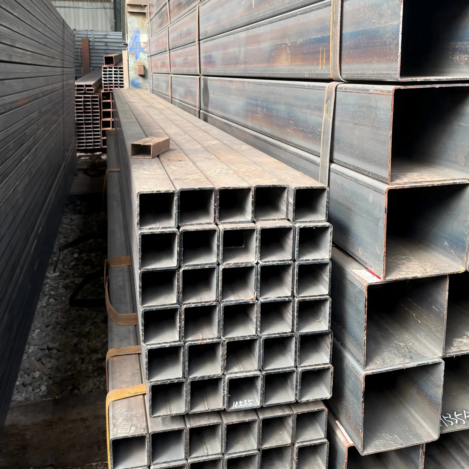 S355JR Q235B ERW Welded Square Steel Tube 40x40x3mm Factory Direct - Image 2