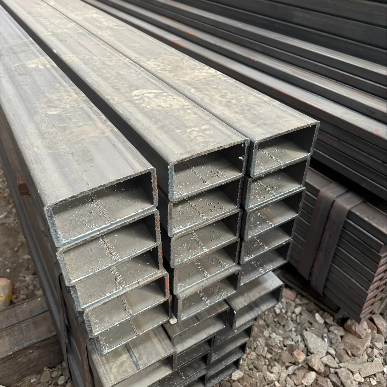 S355JR Q235B ERW Welded Square Steel Tube 40x40x3mm Factory Direct - Image 3